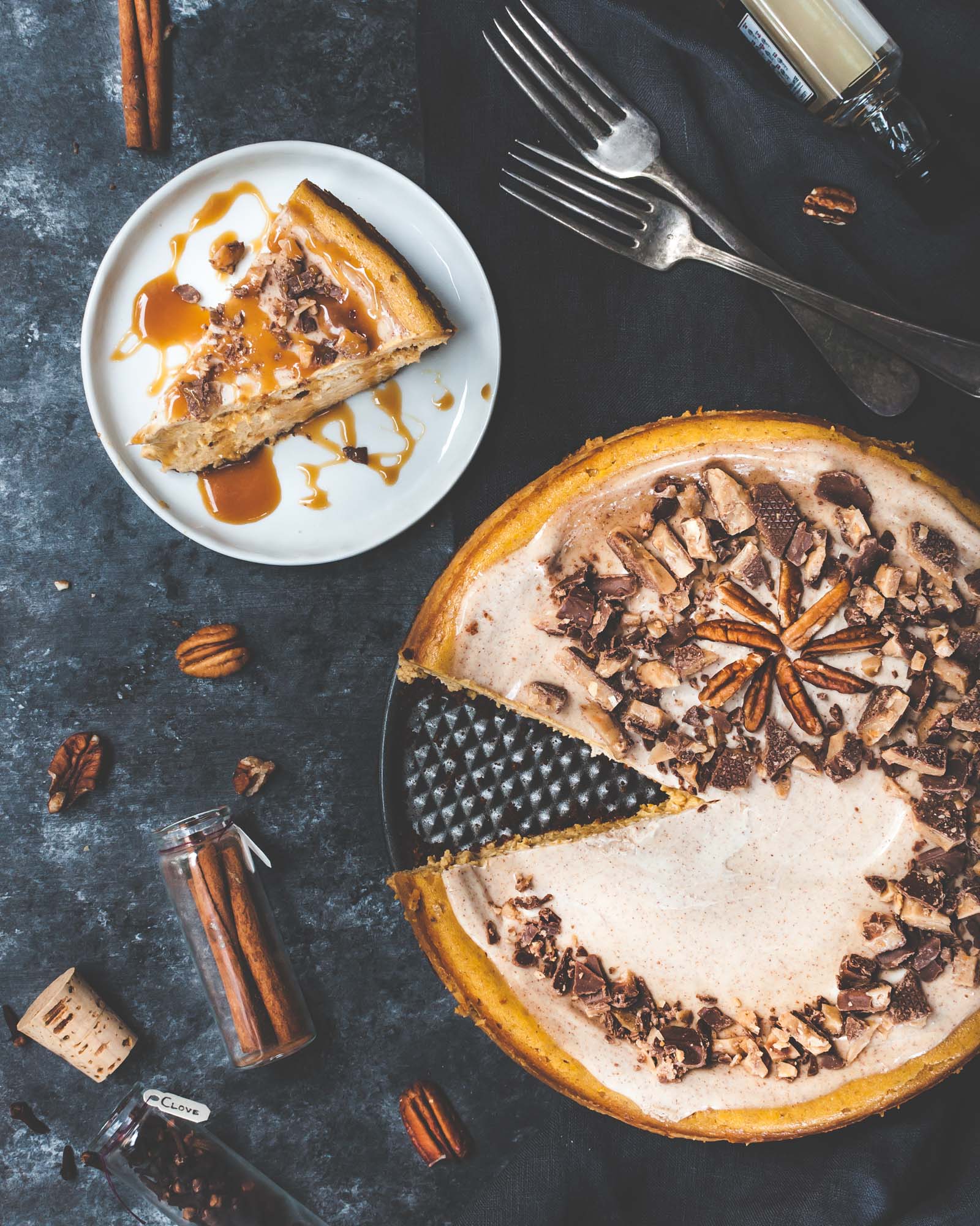 Thanksgiving Pumpkin Cheesecake